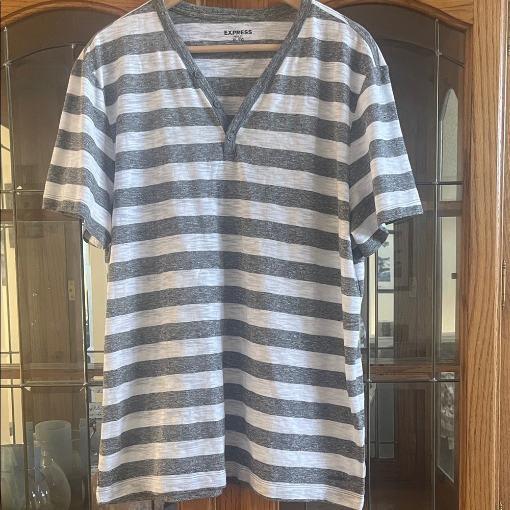 Express Gray and White Striped Short Sleeve Tee